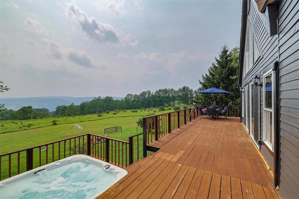 24 Valell Path Out of NYC Livingston Manr NY 12758