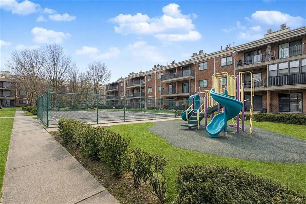 2805 East 26th Street Sheepshead Bay Brooklyn NY 11235