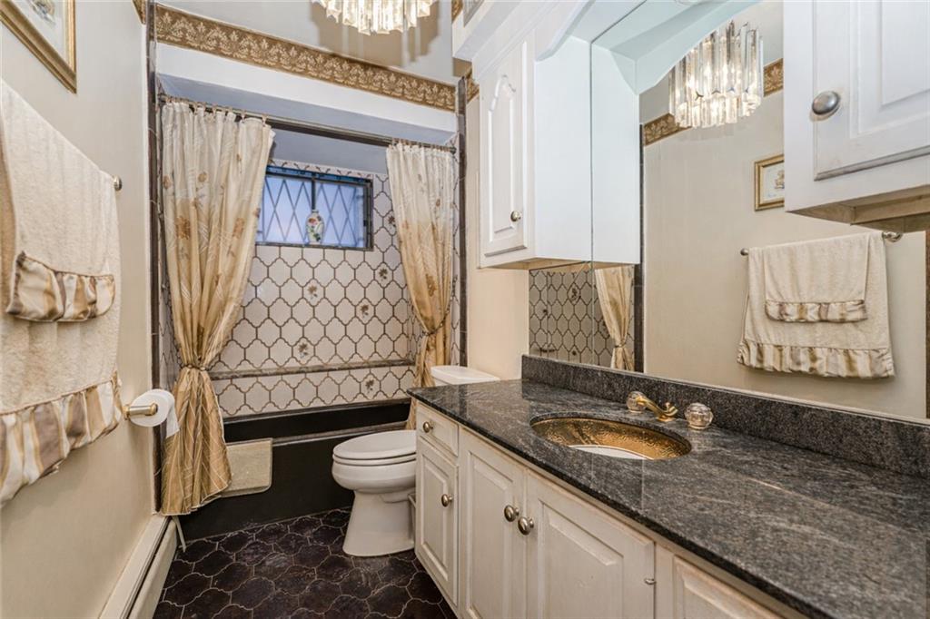 15 Herkimer Street Staten Island NY 10301