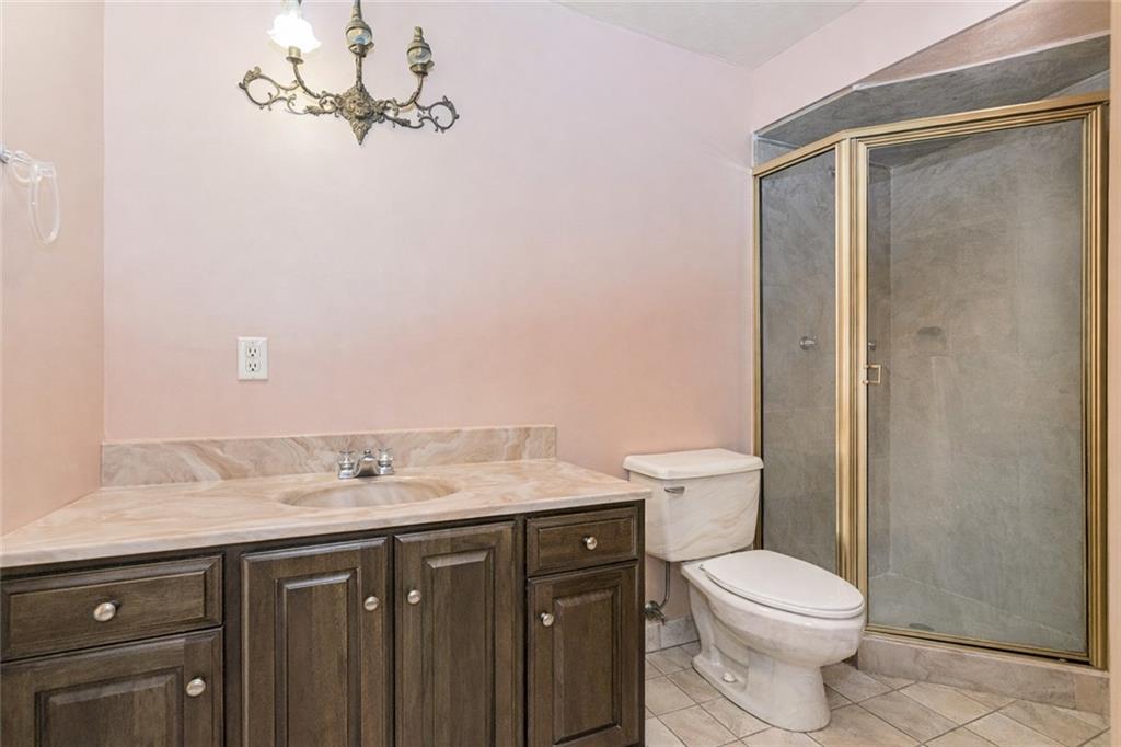 15 Herkimer Street Staten Island NY 10301