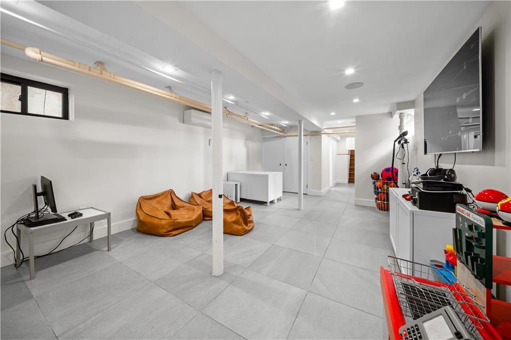 1666 East 24th Street Madison Brooklyn NY 11229