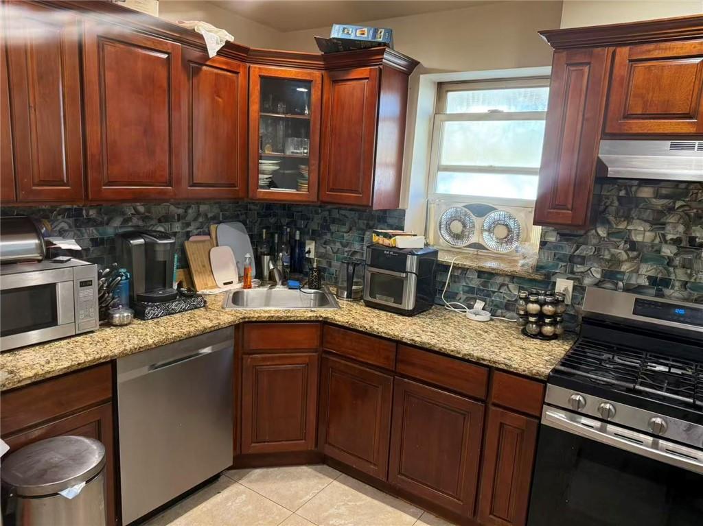 2152 81st Street Bensonhurst Brooklyn NY 11214