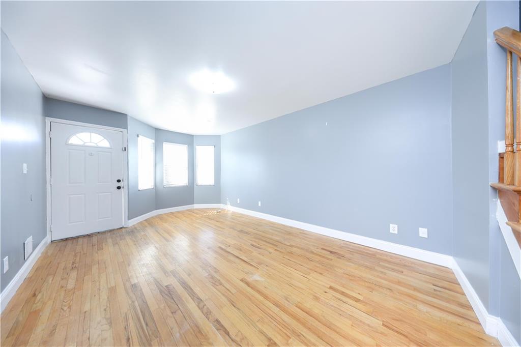 31 Livingston Avenue Manor Heights Staten Island NY 10314