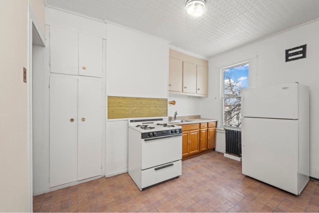 451 44th Street Sunset Park Brooklyn NY 11220