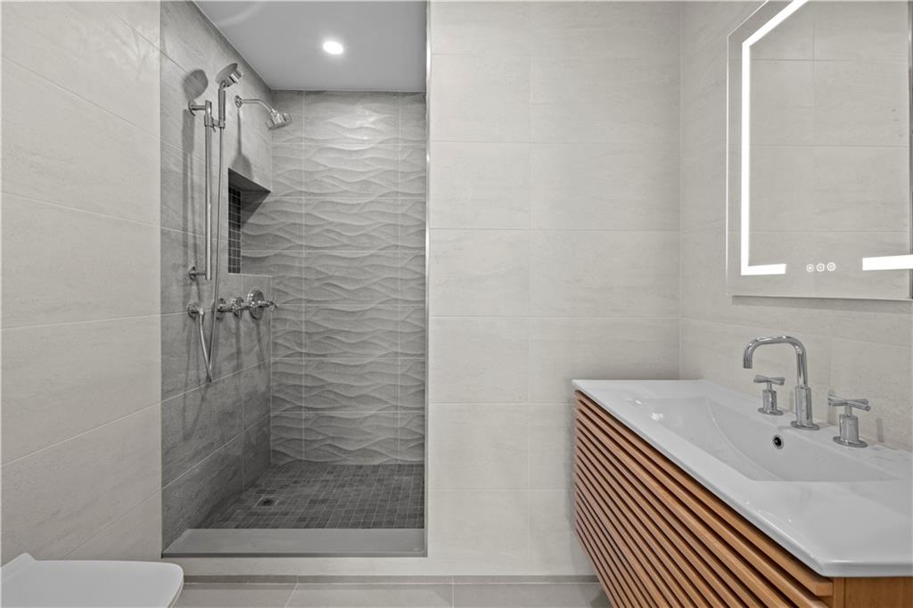 118 Madison Street Bedford Stuyvesant Brooklyn NY 11216