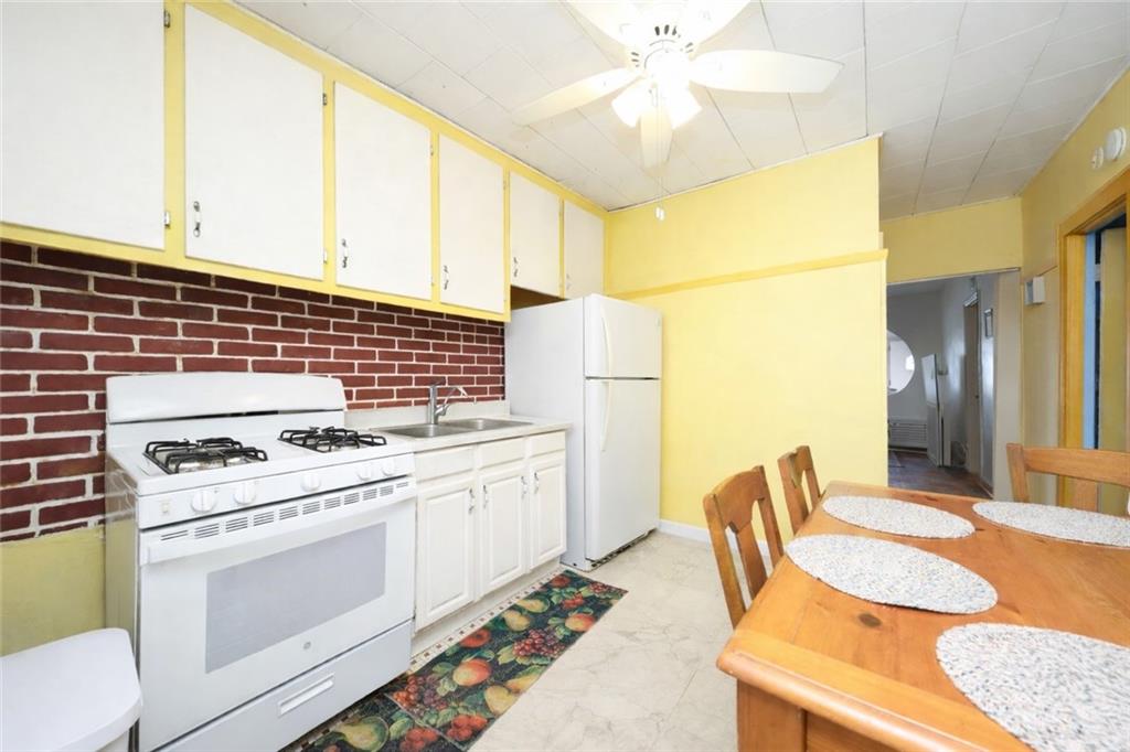 1425 Remsen Avenue Canarsie Brooklyn NY 11236