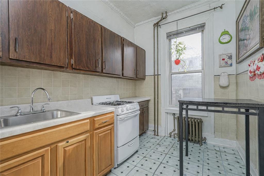 414 48th Street Sunset Park Brooklyn NY 11220