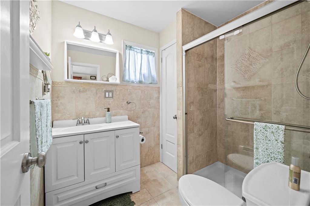 33 Delaware Avenue Dongan Hills Staten Island NY 10304