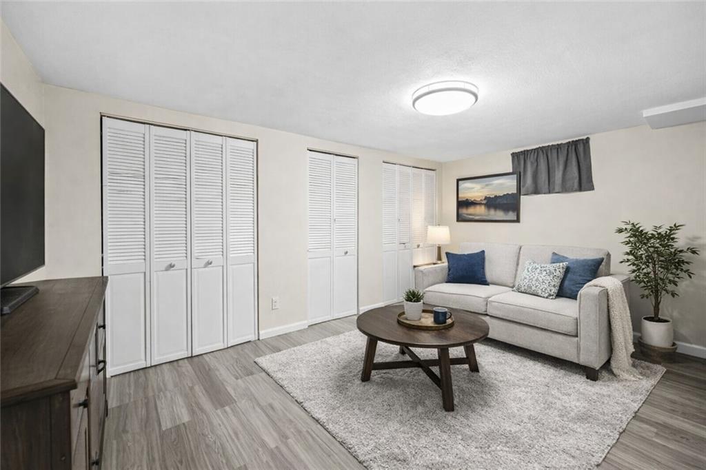 33 Delaware Avenue Dongan Hills Staten Island NY 10304