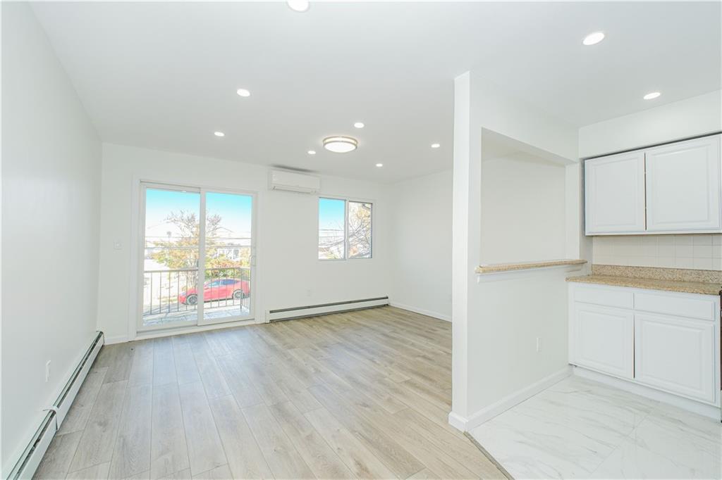 22 Oakville Street Willowbrook Staten Island NY 10314