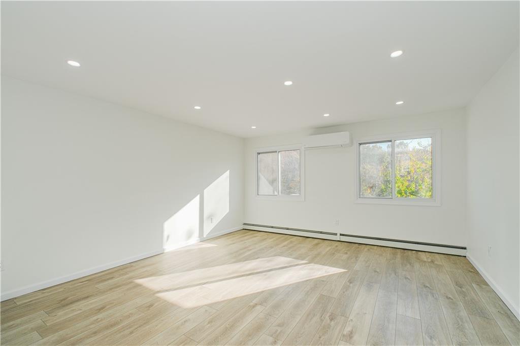 22 Oakville Street Willowbrook Staten Island NY 10314