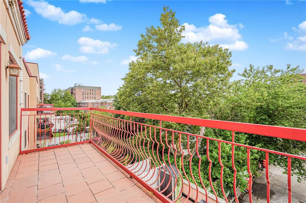 3165 Emmons Avenue Sheepshead Bay Brooklyn NY 11235