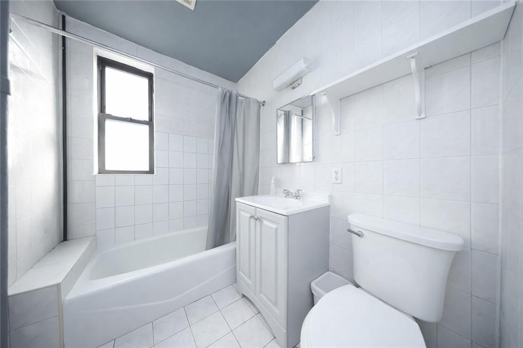 2483 East 21st Street Sheepshead Bay Brooklyn NY 11235