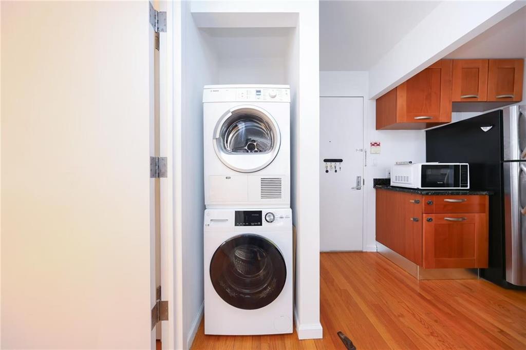 8106 Baxter Avenue Elmhurst Elmhurst NY 11373