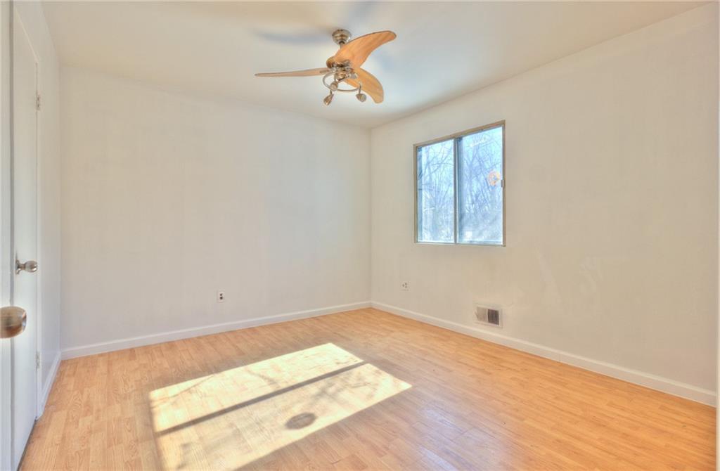 14 Parkview Loop Bulls Head Staten Island NY 10314