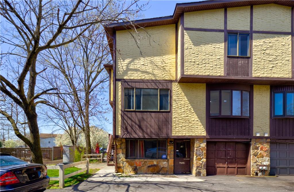 14 Parkview Loop Bulls Head Staten Island NY 10314