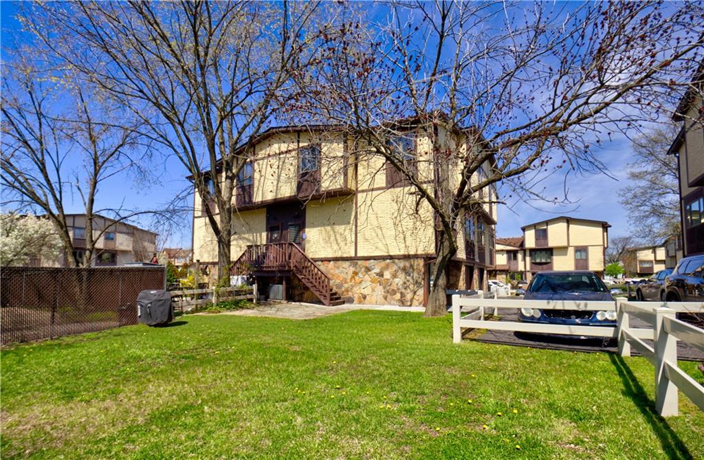 14 Parkview Loop Bulls Head Staten Island NY 10314
