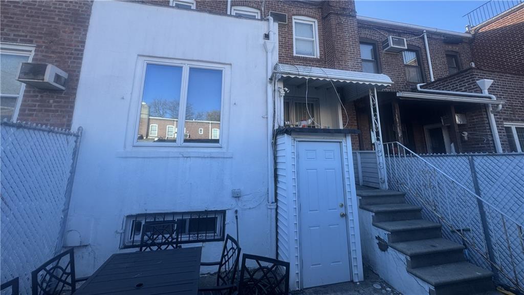 64-61 82nd Place Middle Village Middle Village NY 11379