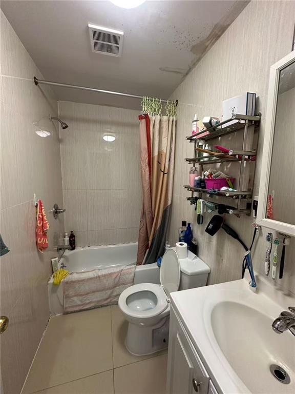 7815 11th Street Dyker Heights Brooklyn NY 11228