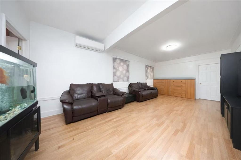 7815 11th Street Dyker Heights Brooklyn NY 11228