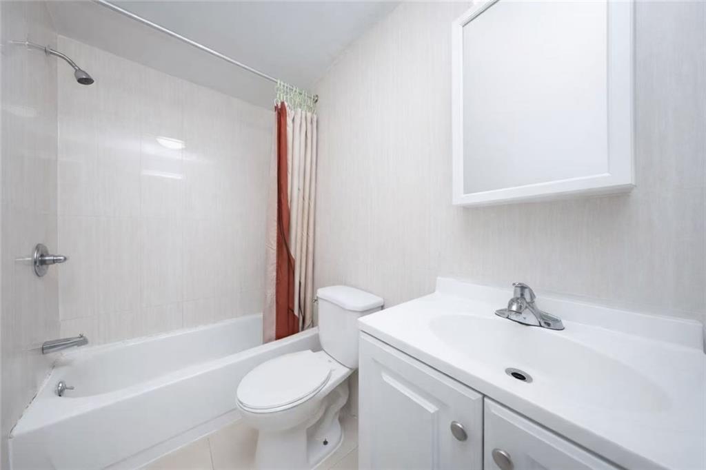 7815 11th Street Dyker Heights Brooklyn NY 11228