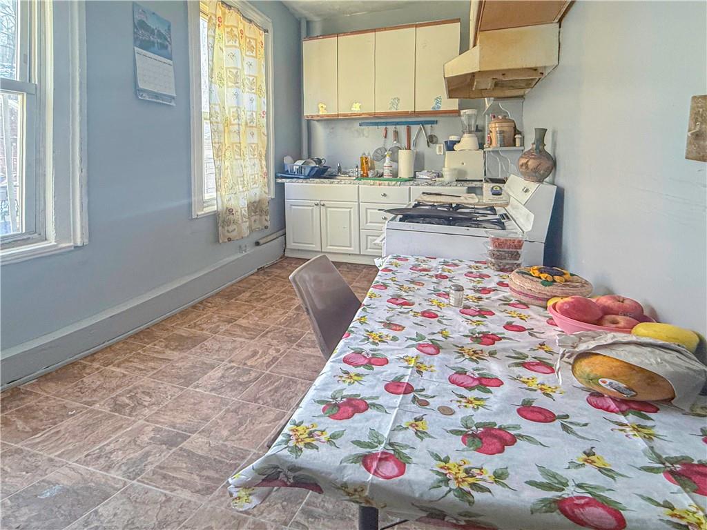 115 Victory Boulevard Tompkinsville Richmond NY 10301