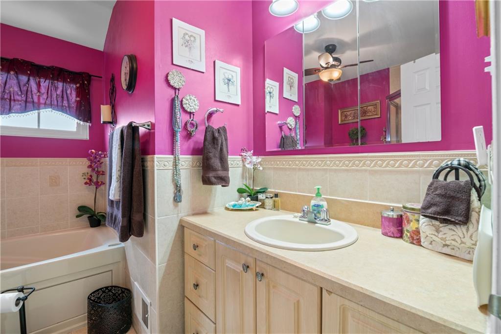 1089 Sheldon Avenue Woodrow Staten Island NY 10309