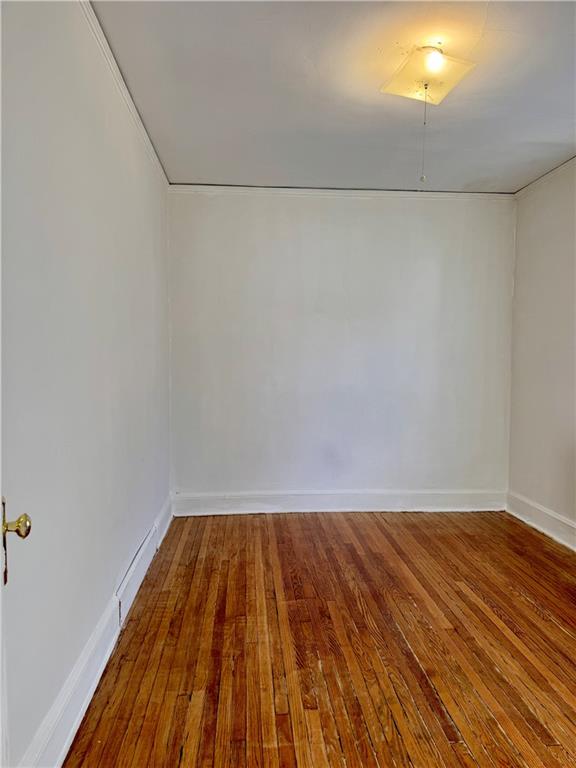 10 Errington Place Clifton Staten Island NY 10304