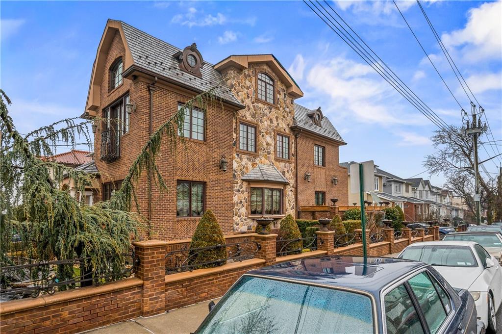 7923 11th Avenue Dyker Heights Brooklyn NY 11228
