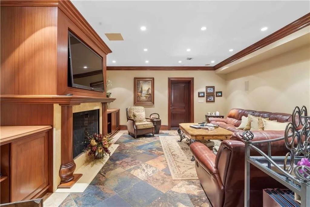 7923 11th Avenue Dyker Heights Brooklyn NY 11228