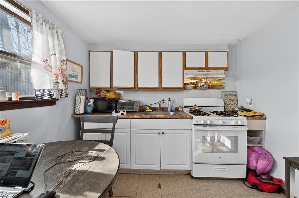 109 Roger Avenue Out of NYC Inwood NY 11096