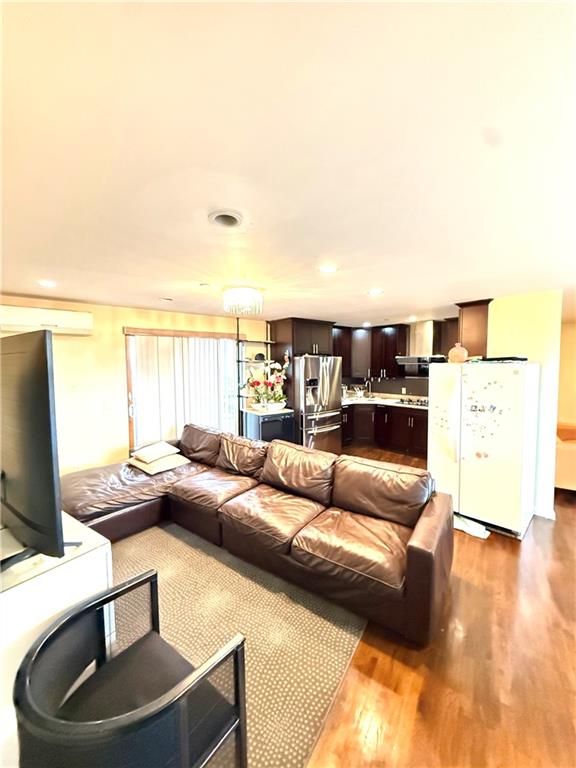 8895 26th Avenue Bensonhurst Brooklyn NY 11214