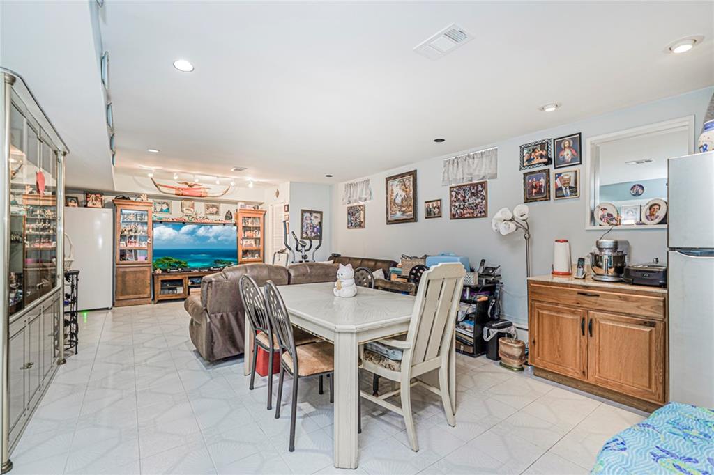 94 Getz Avenue Eltingville Staten Island NY 10312