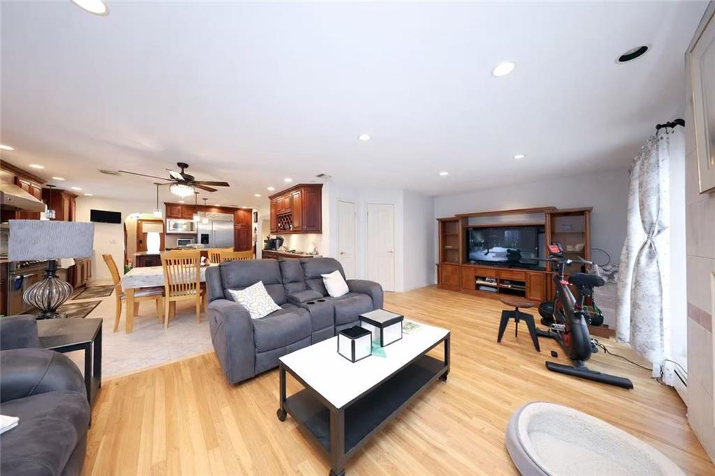 335 Lightner Avenue Todt Hill Staten Island NY 10314