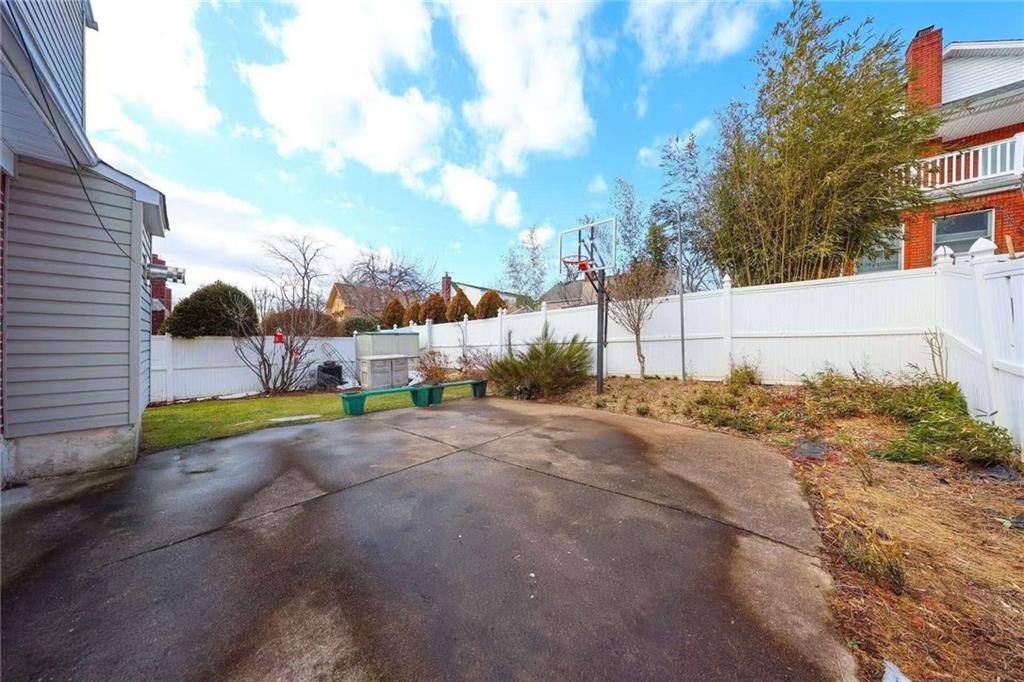 335 Lightner Avenue Todt Hill Staten Island NY 10314