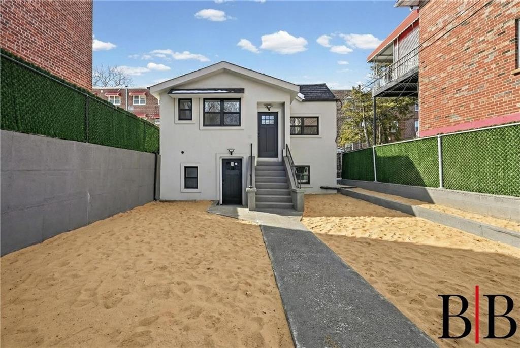 552 East 80th Street Canarsie Brooklyn NY 11236