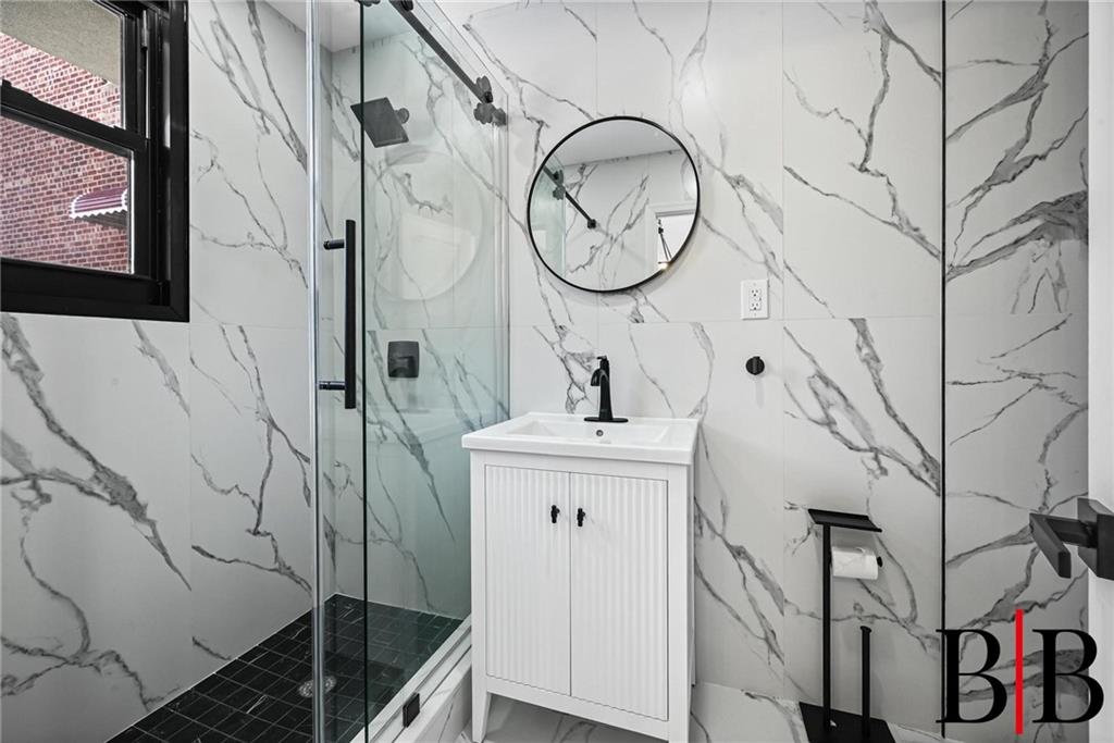 552 East 80th Street Canarsie Brooklyn NY 11236