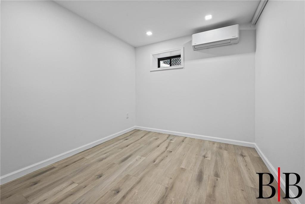 552 East 80th Street Canarsie Brooklyn NY 11236