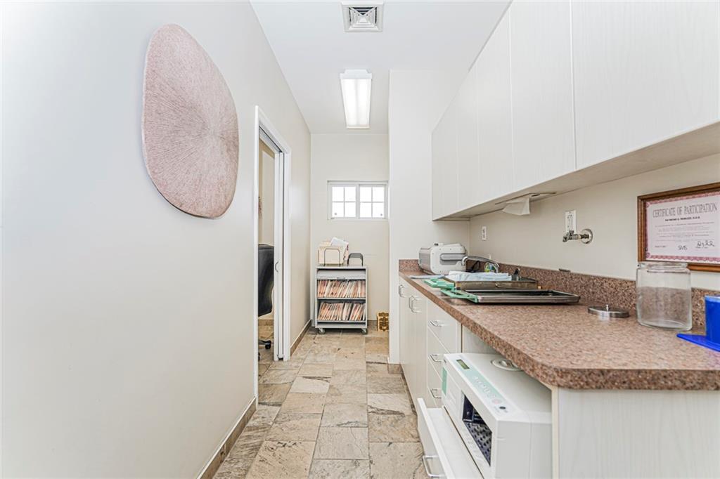 1562 Drumgoole Road Prince's Bay Staten Island NY 10309