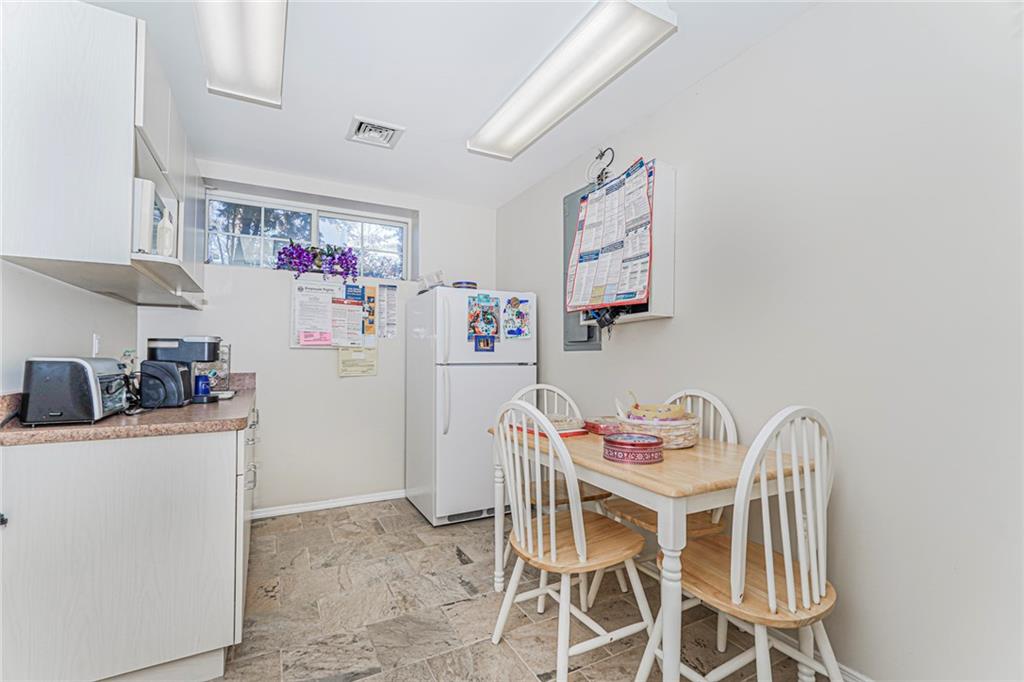 1562 Drumgoole Road Prince's Bay Staten Island NY 10309