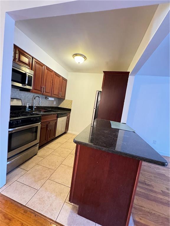 690A Lexington Avenue Bedford Stuyvesant Brooklyn NY 11221