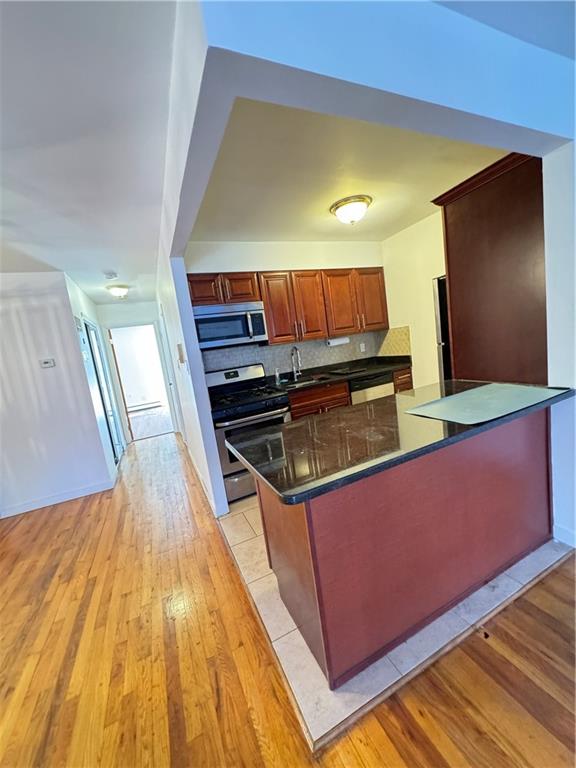 690A Lexington Avenue Bedford Stuyvesant Brooklyn NY 11221