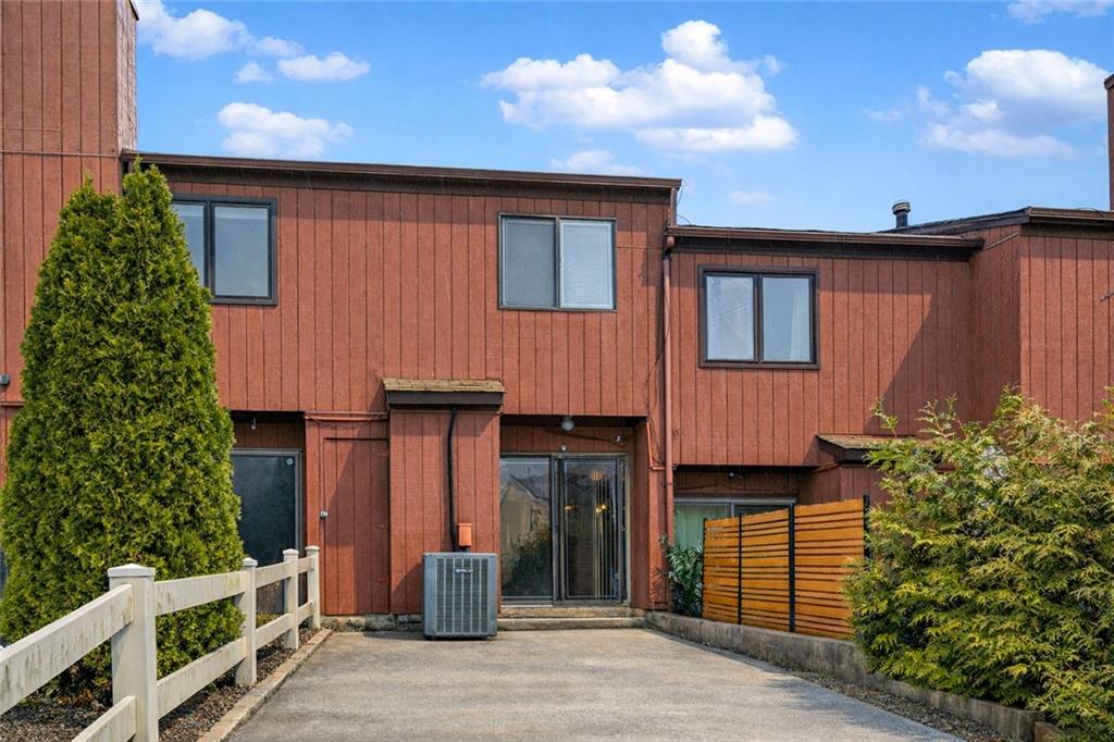 31 Stonegate Drive Grasmere Staten Island NY 10304