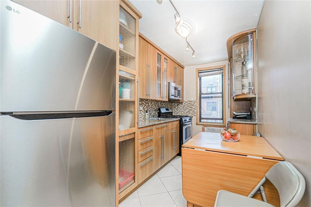 3235 Emmons Avenue Sheepshead Bay Brooklyn NY 11235