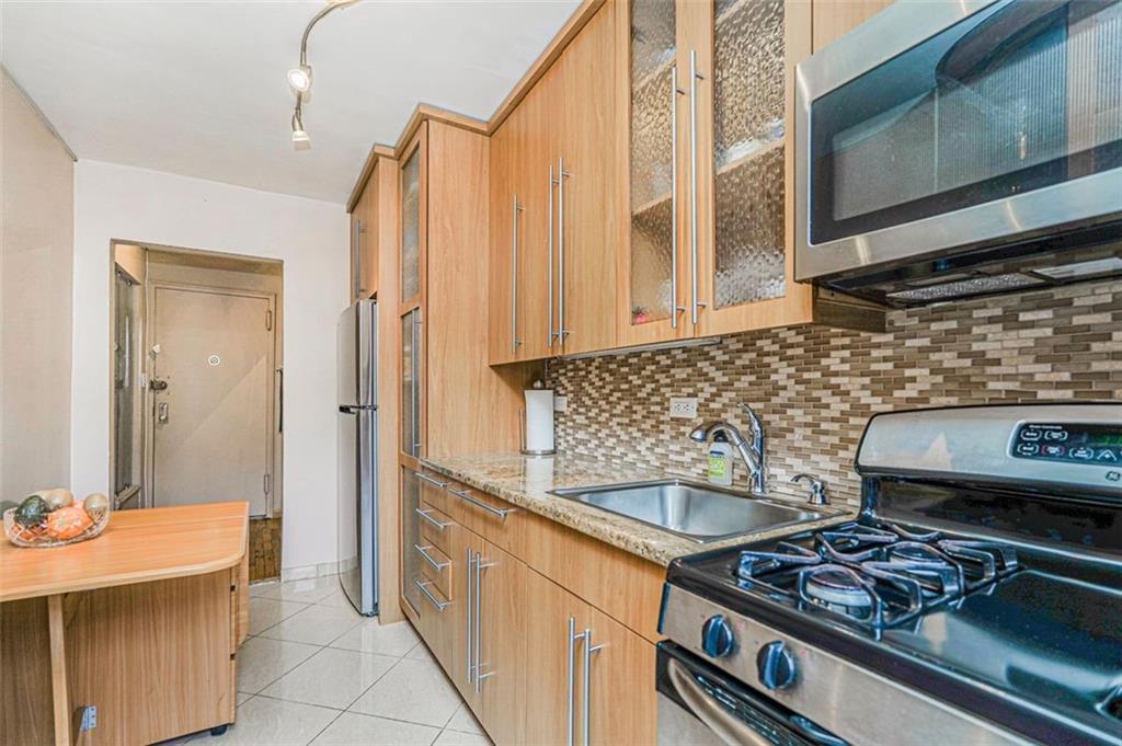 3235 Emmons Avenue Sheepshead Bay Brooklyn NY 11235