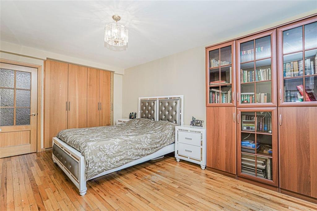 3235 Emmons Avenue Sheepshead Bay Brooklyn NY 11235