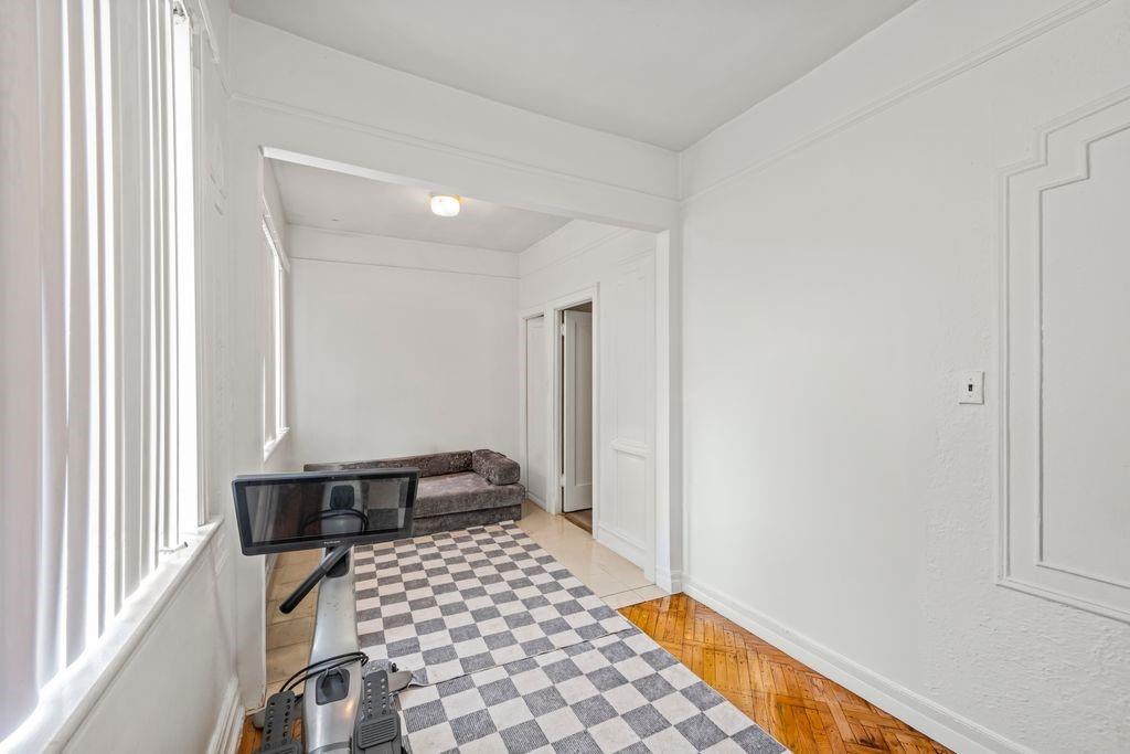 7308 19th Avenue Bensonhurst Brooklyn NY 11204