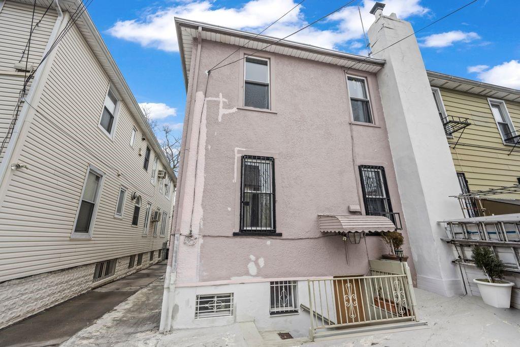 7308 19th Avenue Bensonhurst Brooklyn NY 11204