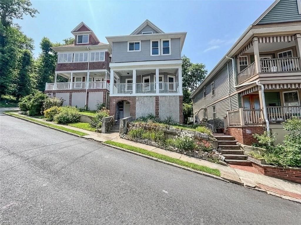 28 Pearl Street Grymes Hill Staten Island NY 10304