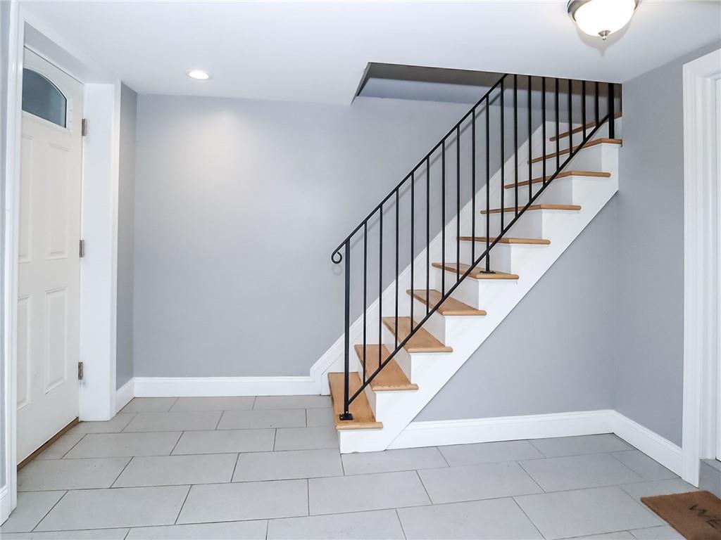 28 Pearl Street Grymes Hill Staten Island NY 10304